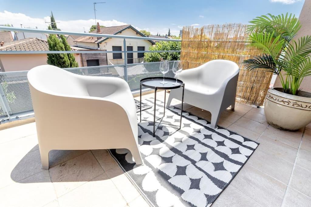 Beautiful Apartment With Terrace + Private Parking Toulouse Buitenkant foto